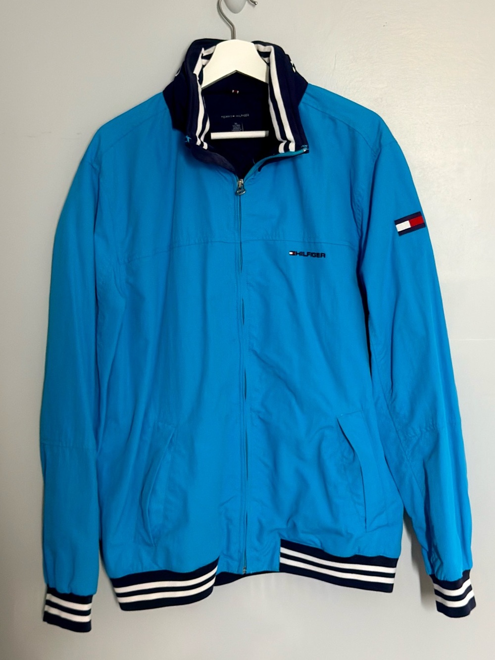 Tommy Hilfiger Men XL Retro Windbreaker Hood Turquoise Color Jacket